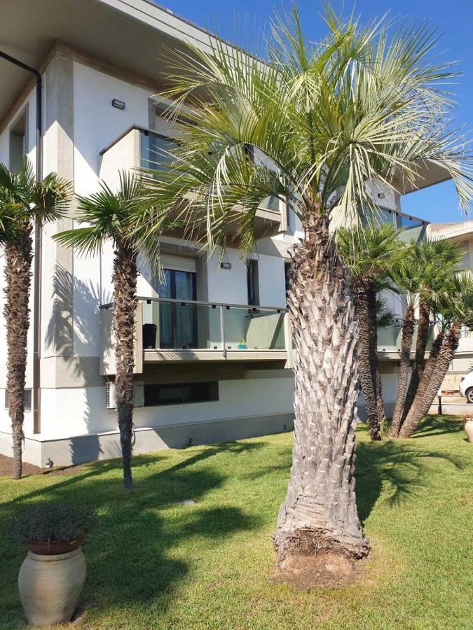 Geltrude Apartment Avola Exterior photo